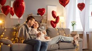 Οι 4 συζητήσεις που πρέπει να κάνουν τα ζευγάρια πριν τη νέα χρονιά