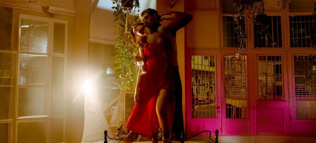 Διονύσης Σχοινάς νέο τραγούδι και music video «Δεν Είναι Σπίτι Σου» 