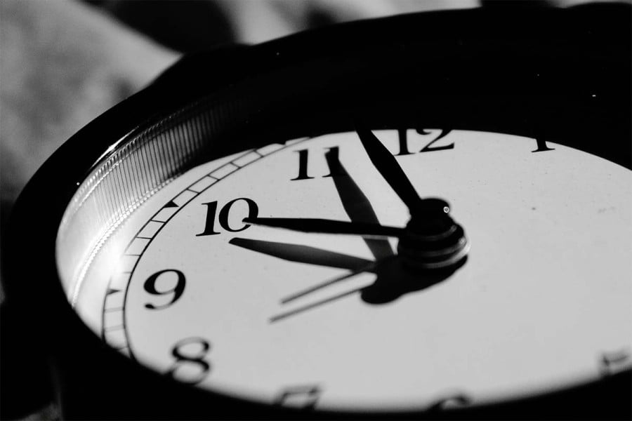 Όταν οι 24 ώρες δεν φτάνουν: Η επιστήμη ξέρει γιατί ξεμένεις από χρόνο 