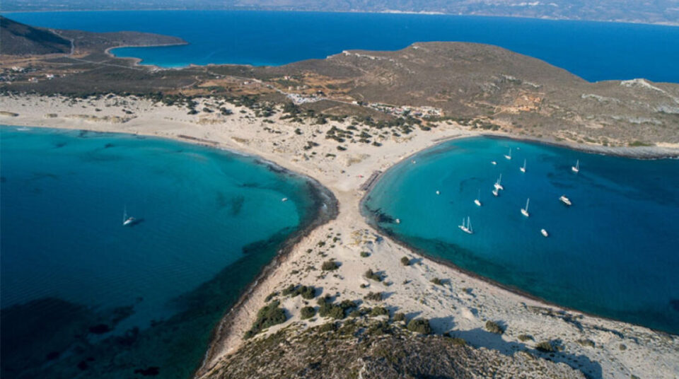 National Geographic: Η ελληνική παραλία που πρέπει να επισκεφθείτε μια φορά στη ζωή σας