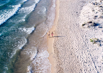 Οι 7 καλύτερες παραλίες της Ηλείας για να απολαύσεις τις βουτιές σου